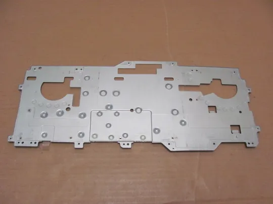 номер0943-4 кріплення клавіатури 0F8N1D  для  Dell Alienware 17 R4 R5 оригінал Ціна