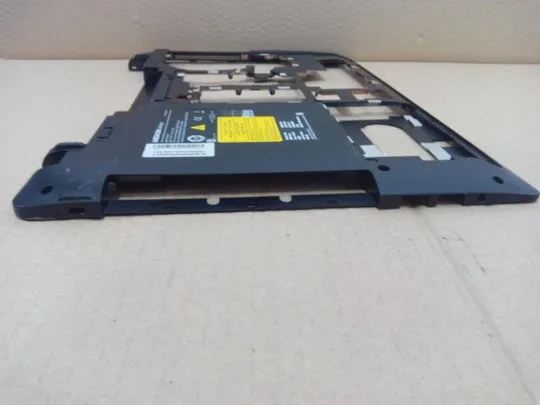 №333-1 Кришка дно піддон корпуса 13N0-CNA0T01 для MEDION E6240T оригінал Недорого