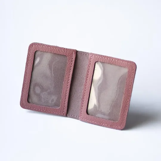 Купити Картхолдер "Герб України",рожевий з перфорацією та позолотою.