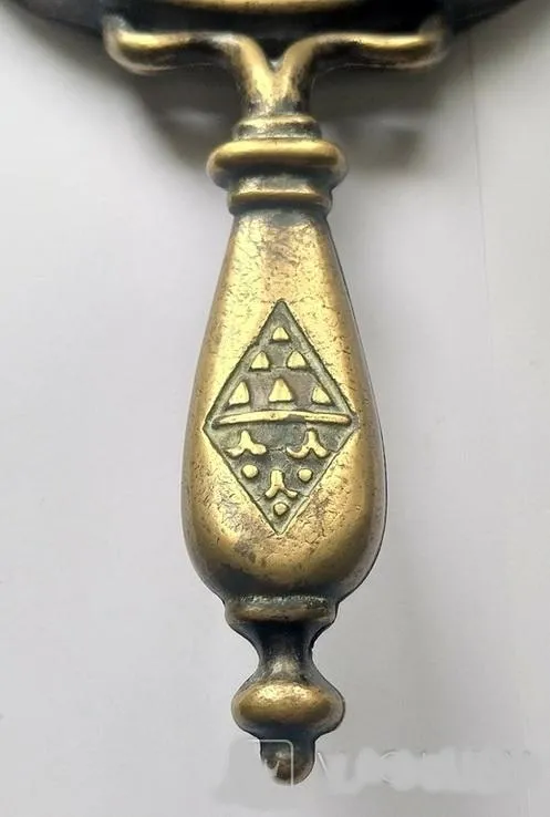 Купити Бронзовый подсвечник 19 века с ручкой из старинного замка. kn185