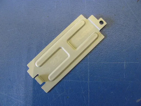 Купити №69-21 заглушка корпуса EC0MF000500 для DELL PRECISION M6700 оригінал