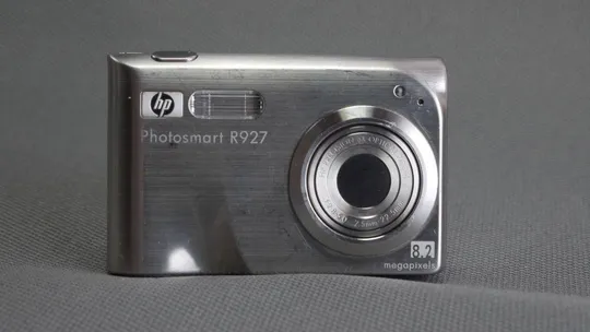 Металлический цифровой фотоаппарат HP Photosmart R927 8.2Mpix 7,5-22,5mm zoom lens Вживане Інтернет-аукціон