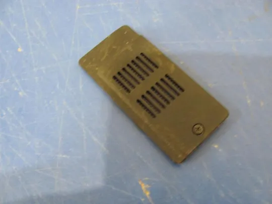 №153-7 кришка AP0CB000900 для 5740 TM80 TM82 TM85 TM86 TM94 TM98 NV53A NV59C NEW90 NEW95 NEW91 оригіна З аукціону