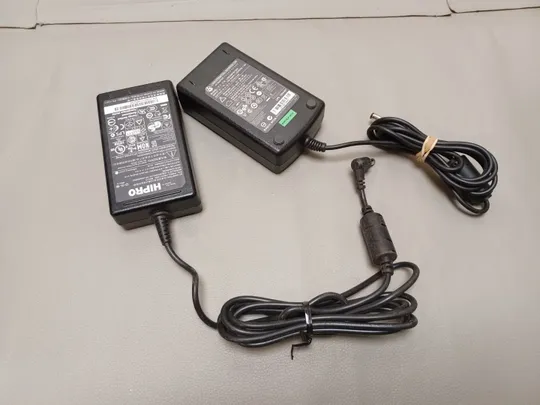 0618 адаптер живлення   12V 2 шт НІМЕЧЧИНА Ціна