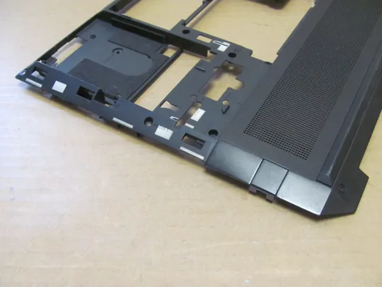 номер1024-1 Кришка дно піддон корпуса Нижний корпус для ноутбука Низ Корпус D 3FXW2TP003 для  HP ZBook 15 G5 G6 оригінал З аукціону