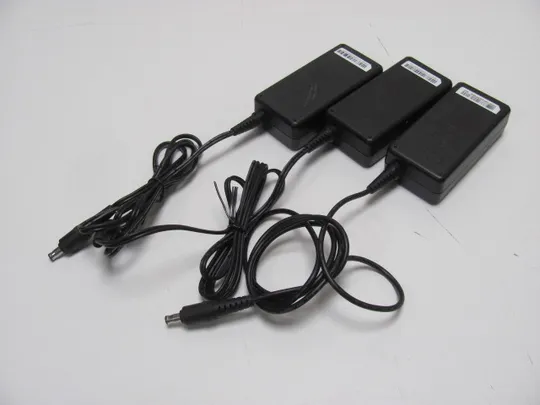 0766 адаптер живлення NETZTEIL AD8260 12V 3.33A 3 шт НІМЕЧЧИНА Ціна