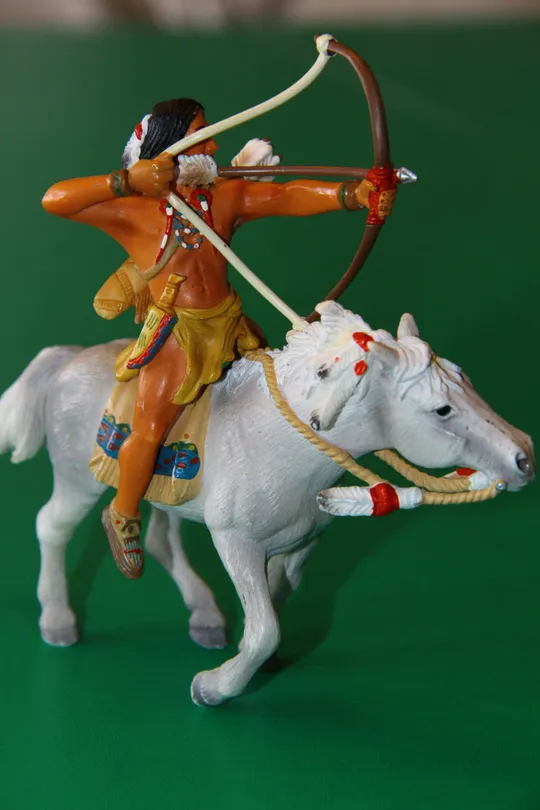 ІНДІАНЕЦЬ СІУ З ЛУКОМ на коні индеец SCHLEICH 90-100мм ФРГ ФРН Ціна