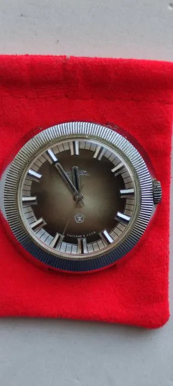 Купити Ракета Чебурашка винтажные часы СССР. В рабочем состоянии tp553