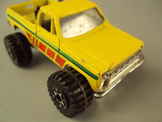 машинка pick up 4x4 желтый размер 7 х 3,5 см №10859 Продаж