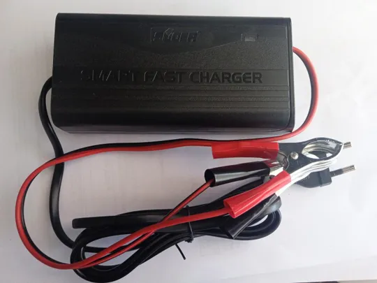 Зарядний пристрій для акумулятора Suoer 12V 3A, SON-1203B 12V Де купити