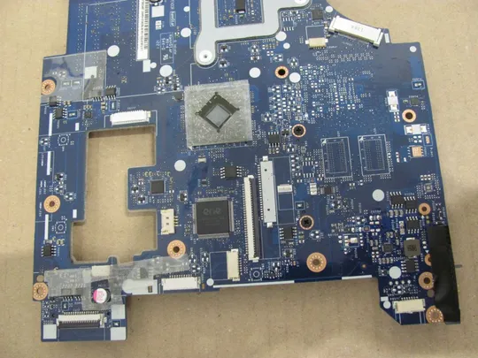 547-9 материнська плата РОБОЧА QAWGH LA-8611P для Lenovo G585, N585, P585 оригінал в Україні