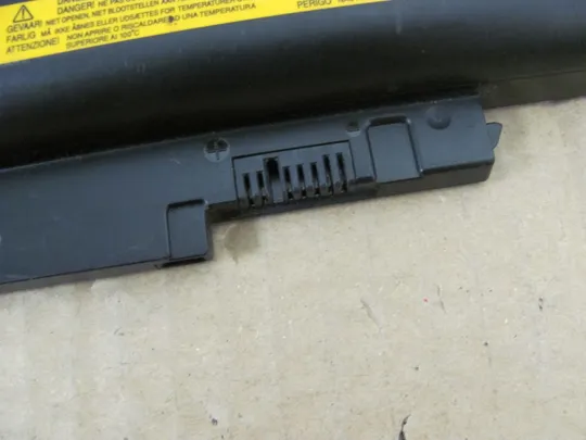 Оригінал АКБ, Акумуляторна батарея, battery, живлення, Оригінальна батарея 42T4504 42T4670 42T4622 42T5233 10,8V для ThinkPad R60 R60e T60 T60p T61i T61p T500 R400 R500 W500 SL300 SL400 SL500 Z60m Z61e Z61m Z61p З аукціону