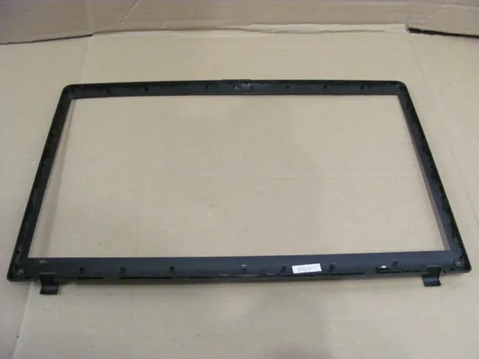 Купити 407-10 рамка матриці BA75-03363B   для  Samsung NP305 NP305E7A  305E   оригінал