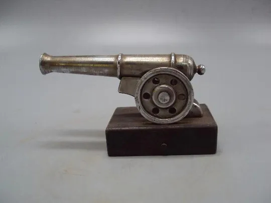 Фигура металл статуэтка пушка на подставке высота 5,7 см, длина 10 см №14007 Де купити