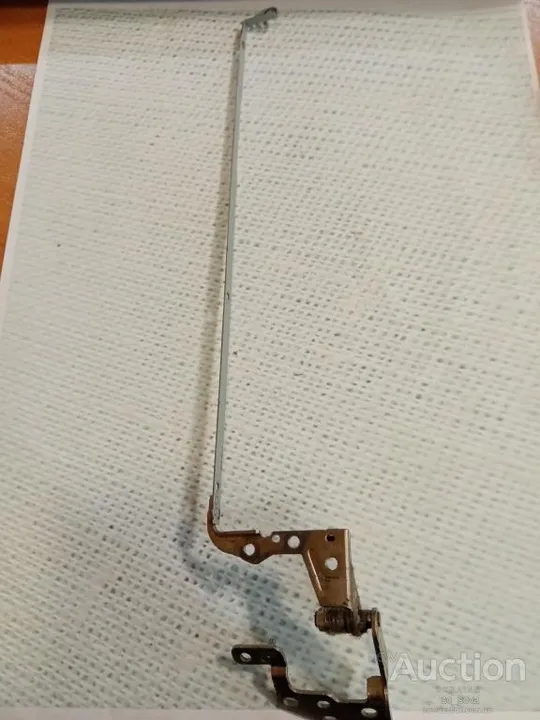 HP 15-d054er (G2A04EA) петля правая SZS-15-NON TOUCH-R Ціна