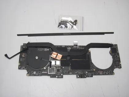 фото, 4295 APPLE MACBOOK PRO i9-9880H НІМЕЧЧИНА