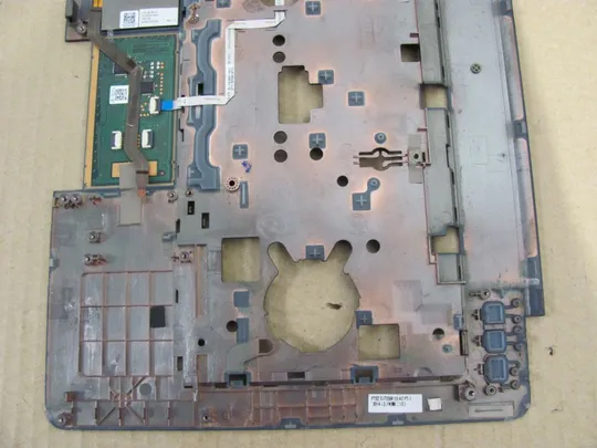 374-3 Кришка панель палмрест та тачпад для DELL LATITUDE E6440 оригінал Інтернет-аукціон