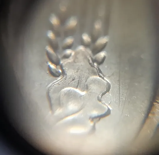 (6947) 10 копійок 2019 різновид викрошок і розколів на аверсі (10 копеек 2019 брак) Продаж