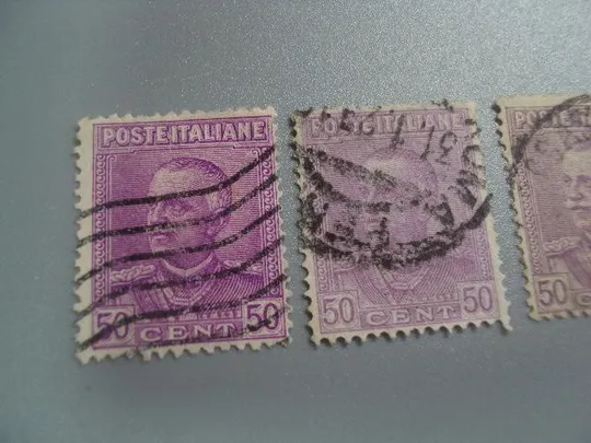 Купити марки Италия 1928 стандарт личности король Виктор Эммануил III лот 3 шт гаш №2662