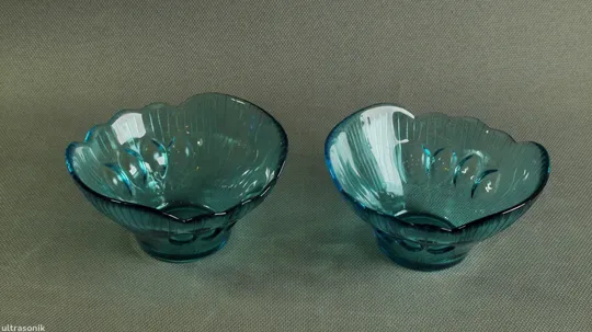 Креманки піалки цукерниці вазочки 2шт міні бірюзове кольорове радянське скло Вживане Ціна