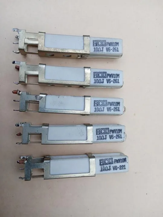 Резистор постійний керамічний  10 Ом   10W ? Ціна