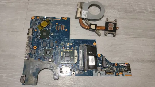 материнська плата робоча Hp G62 CQ42 CQ62 G42 da0ax1mb6f0 rev:f Ціна