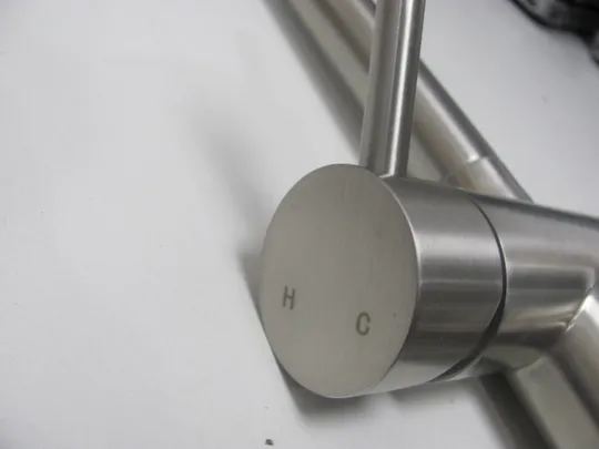 AIHOM Кухонний змішувач із змішувачем для душа Кухонний розсувний з 3-режимним змішувачем Кухонний змішувач, що обертається на 360° Змішувач для раковини Розсувний одноважільний змішувач, латунь (15) Де купити