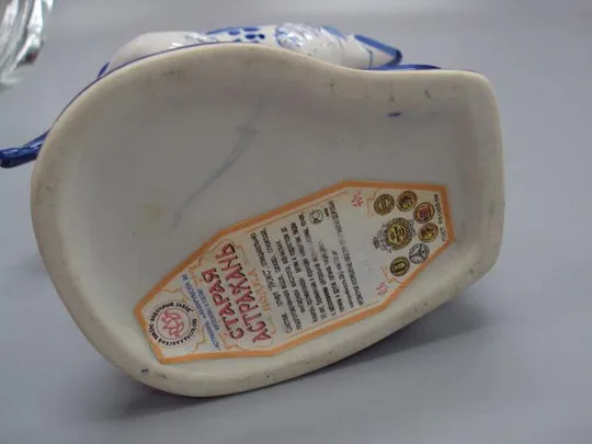 Штоф Гжель фарфор Старая Астрахань водка рыбак с рыбой со щукой высота 26,5 см №13686 Де купити