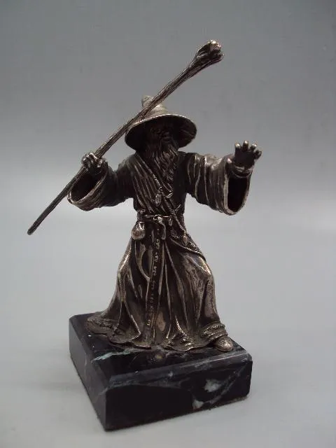 Фигура на подставке статуэтка Гендальф Властелин колец Гэндальф серебро 925 проба вес 291,98 г №9433 Ціна