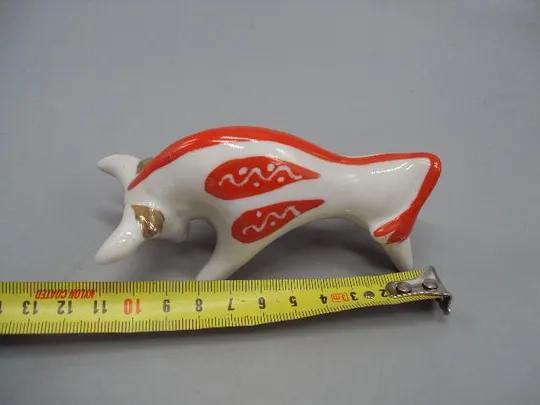 Фигура фарфор статуэтка миниатюра Киев бык бычок высота 5 см, длина 11 см №13759 З аукціону