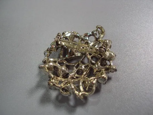 Бижутерия брошка брошь ажурная 4 см (нет несколько камушков) №10856 Продаж