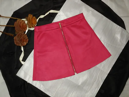 Плотная тёплая подростковая Юбка на замке цвет фуксия размер 38 Ціна
