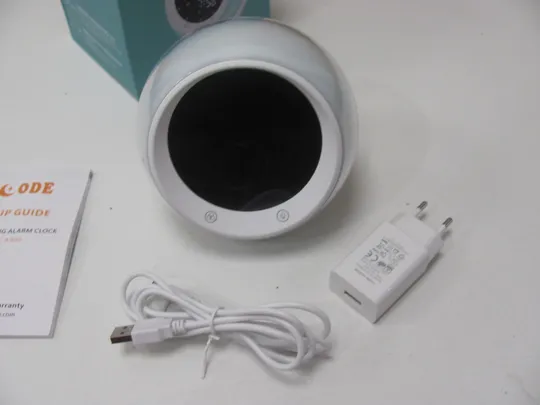 Світлодіодний годинник, колонка APKYO SG-1, з будильником, LED підсвічуванням на 5 кольорів, з режимом вібрації (20) Недорого