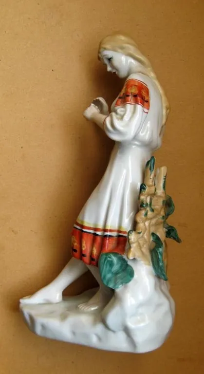 ГАДАНИЕ НА РОМАШКЕ - ДЕВУШКА = ПОЛОННЕ - ПОЛОННОЕ = СРСР Інтернет-аукціон