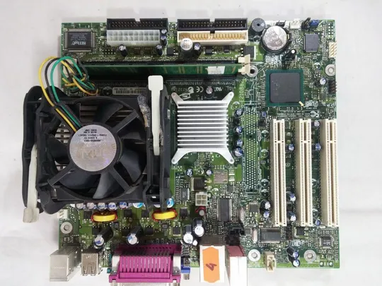 комплект плата miniATX S478 intel D845GVSR + Pentium 4 HT 2.80GHz+ память + др. Інтернет-аукціон