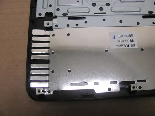 номер0946-29 Кришка панель палмрест корпус топкейс палмрест для ноутбука Верхняя панель палмрест тачпад 60.4N011.011 для MEDION AKOYA E7218 оригінал Де купити