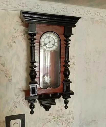 Часы настенные Le Roi a Paris Ціна