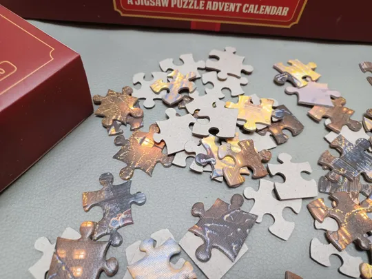 0549 Унікальний пазл Mindmade Advent Calendar 2024 - Колекція з дванадцяти пазлів зі 100 елементів Стан Нового  НІМЕЧЧИНА Де купити