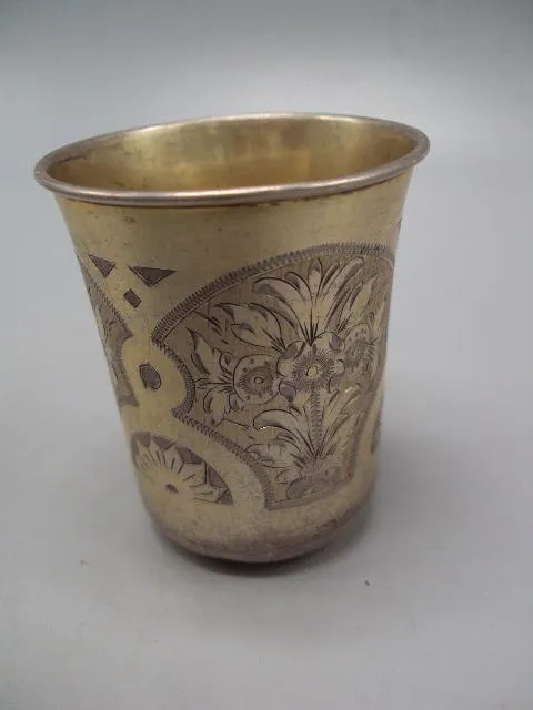 Рюмка стопка узор цветы серебро 84 проба клеймо И.К вес 42,62 г высота 6 см, диаметр 4,9 см №14325 Недорого