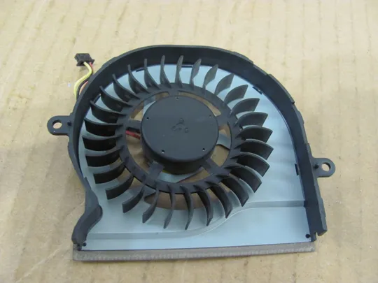 Купити номер0326-11 Вентилятор (кулер, FAN) BA31-00102A для SAMSUNG NP600 NP600B4B оригінал