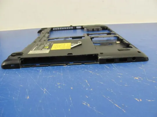 №235-3 Кришка дно піддон корпуса 13N0-1BA0621 для Medion Akoya E6416 E6412 E6418 оригінал З аукціону