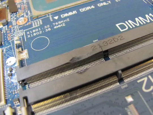 821-6 материнська плата SRK05  i5-1135G7 CV0V2 0R31RD для DELL Latitude 3520  E3520 оригінал Де купити