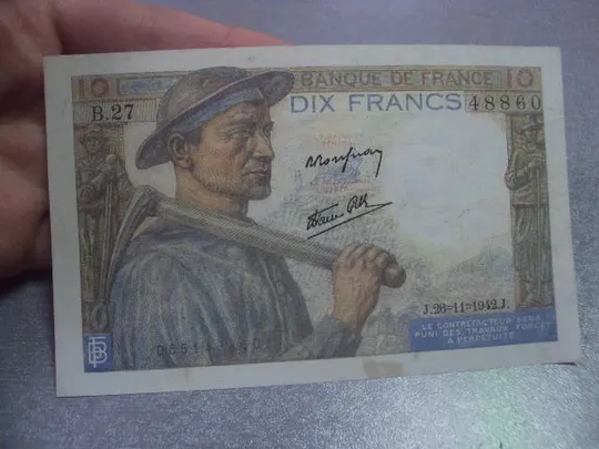 банкнота 10 франков 1942 франция №123 Ціна