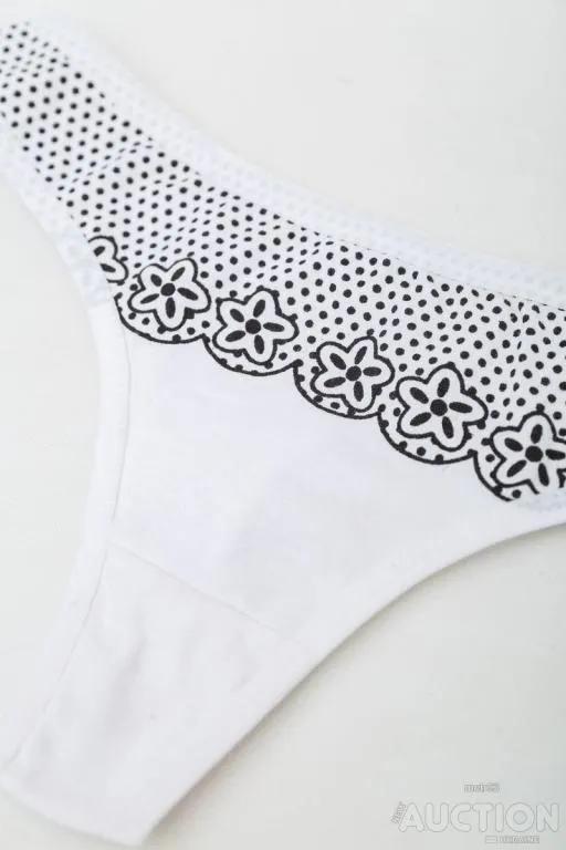 Купити Трусы женские стринги, цвет бело-черный, 242R8816