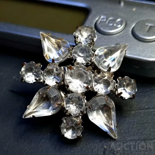 Брошка Продаж