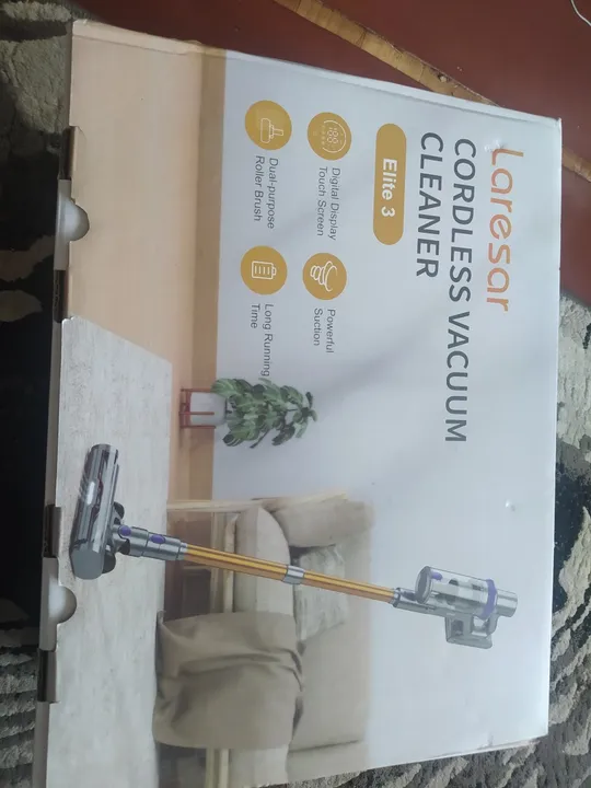 Пилосос Laresar Elite 3. Стан нового.працює на акумуляторі Ціна