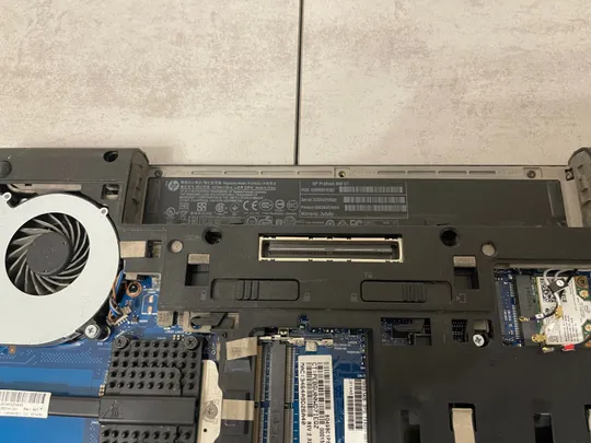 HP Probook 640 G1: корпусу + материнська плата #744016-601 не робоча, динаміки, охолодження та ін Торговий майданчик