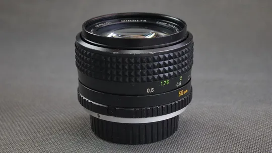 объектив Minolta MD Rokkor-X PG 50mm/1.4 MC Ф55мм на полный кадр (24x36mm) З аукціону