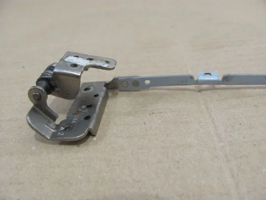 533-7 кріплення з петлею AM0J2000100 для Asus X73B A73B K73B K73T X73T X73B оригінал З аукціону