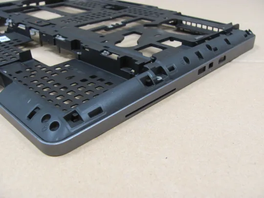 644-31 Кришка дно піддон корпуса AM1DJ000421 085Y4P для DELL Precision 17 7710 M7710  оригінал в Україні